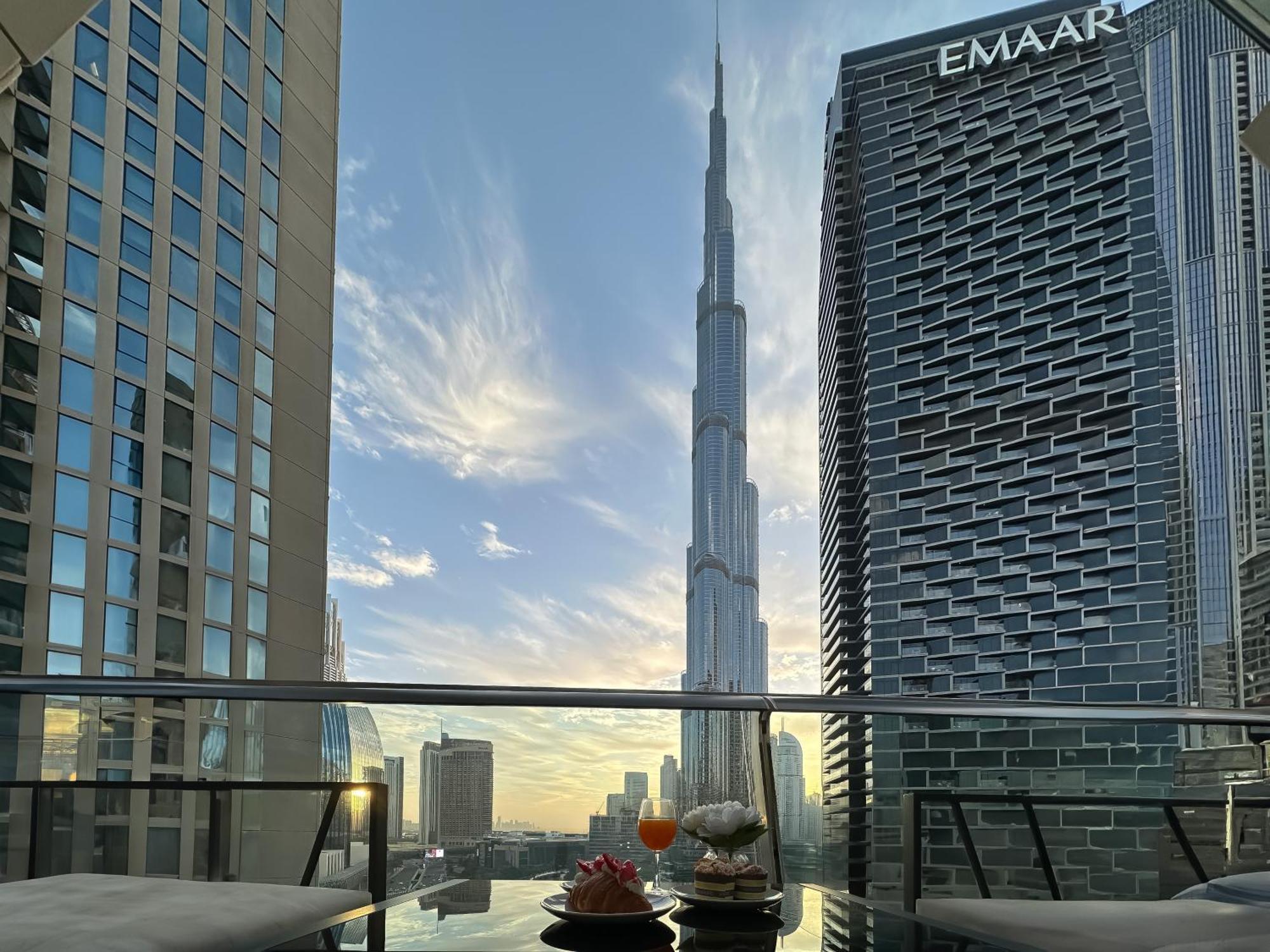 Urban Luxury 2Br With Spectacular Burj Khalifa View Apartment Dubai Exterior photo